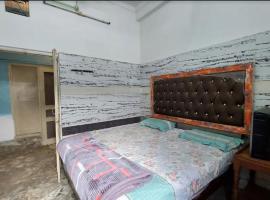 The Dharma Hapur UP, hotel in Hāpur