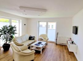 Ferienhaus Strandallee 10, hotelli kohteessa Burhave