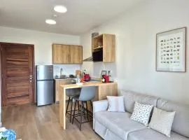 Sunset Breeze - Bright & Cozy Apartment in Tamarin