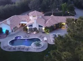 Villa La Cresta - 5 Acre Retreat