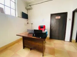 Hotel O Moonlight Guest House