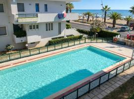 ORIZZONTE - fronte mare con piscina - Premium Villas, hotel a Tortoreto Lido