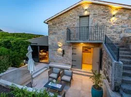 Luxury Jerini Barn