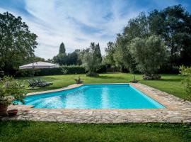 La Casa Degli Elfi, povoljni hotel u gradu Manziana