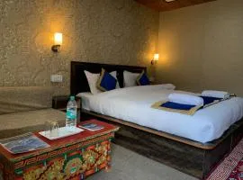 Hill Side Cabin, Pangong