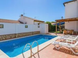 Casa El Torero El Bosque by Ruralidays