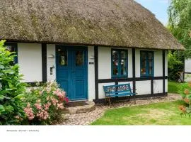 Cozy Farmhouse Close To The Sea