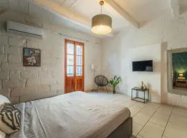 Suite 2 at Palazzo Seraphim Boutique living in St Julians