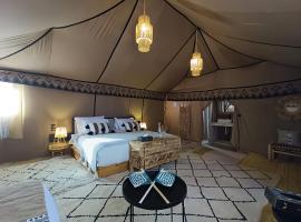 Sahara Spirit Luxury Camp, hotel u gradu Merdani