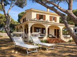 Villa Alex on the beach with sea view