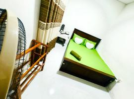 D2 Holiday Inn, hotel 