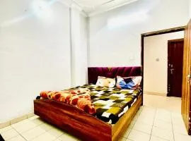 Sapphire- 1 min Walk Near Golden Temple