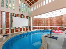 Rustic Farm Villa by StayJadePool IFHA MMT Lawn, khách sạn ở Denkanikottai