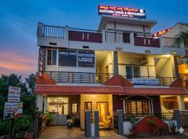 Sahyadri Lodge and Restaurant，齊齊曼卡羅的飯店