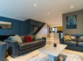 Reeks Gateway Townhouse