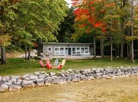 Long Lake Cottage Family Pets Dock Playset