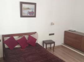 Suite in nice résidence, Hotel in Rabat