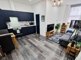 Contemporary 1 Bed Apartment, In Central Buxton
