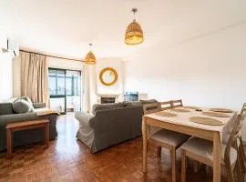 Top-floor Matosinhos 2BR Terrace