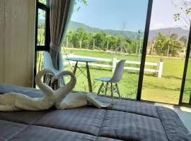 ลึกลับรีสอร์ทบ้านนา