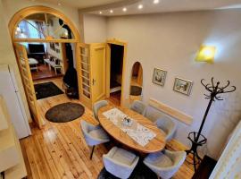 TOMOVI HOME - Three bedrooms City center