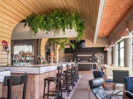 greet hotel Cernay Mulhouse，塞爾奈的飯店