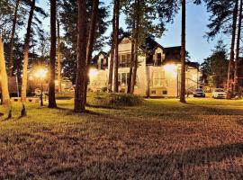 LC pokoje & apartamenty, hotel u gradu Pobijerovo