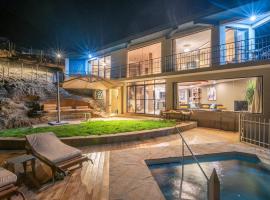 Tulia Villas, 3 and 4 bedroom Villas, Champagne Ridge, Hotel in Kajiado