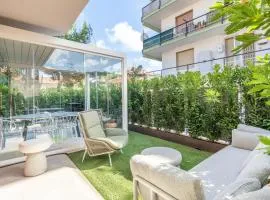 Aurea 27 - 5 Min Walk to Beach Private Garden