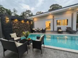 Villa Laguna - 4BR Pool Villa