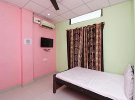 Hotel O SHRI RAM Homestay – hotel w mieście Haldwani