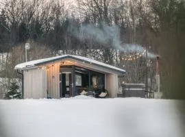 Privatus romantiškas namelis dviems prie vandens Šilalės rajone