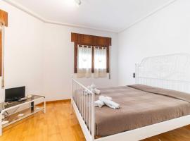 Zaragoza में, होटल Amplio apartamento junto a la Basílica del Pilar by CABANA Rentals