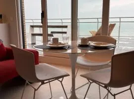 Secret Stay, Wellness Penthouse studio, Privacy, Seaview, Terras, luxury