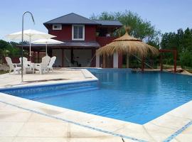 Campiranas, beach hotel in Los Reartes