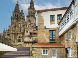 Hotel Plaza Obradoiro by Bossh! Hotels, hotel s parkovan&iacute;m v destin&aacute;cii Santiago de Compostela