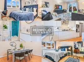 BRAND NEW! Spacious & Modern Serviced Home - 3x Free Parking - by Redwood Stays