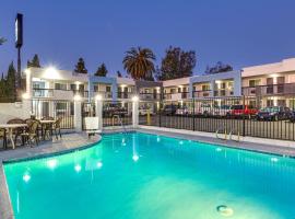 Hotel Seville - Ontario Airport/Chino, отель в Онтарио