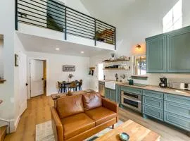 Brand-New Cabin 5 Wooded Acres, 4 Mi to Ligonier!