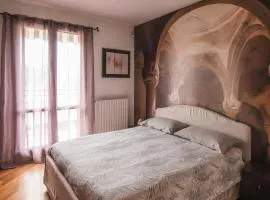 Appartamento Luminoso con Terrazzo, Milano Fiera