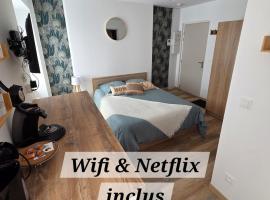 Le Sebastopol- Studio cosy en centre ville de Brioude, хотел в Бриуд