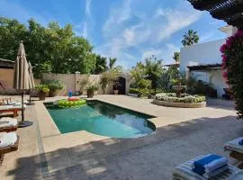 Beach 5 min walk - Private Casa Shona 5 Bedroom