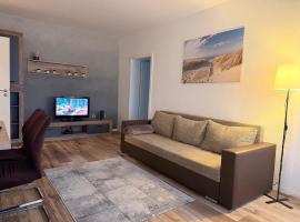 Modern 2-Room Apartment with Free Parking and Balcony, hotel i Waldmohr