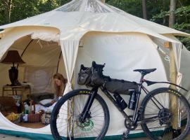 Gr&auml;nna Glamping, glamping en Gr&auml;nna