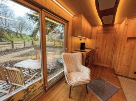 Holiday Home Tiny House Cottage Herbert by Interhome, hotel u gradu Hainewalde