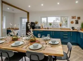 4 Bed in Brecon oc-h30823