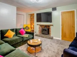 4 Bed in Brecon oc-h30823