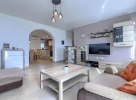 Apartment L&V by Interhome