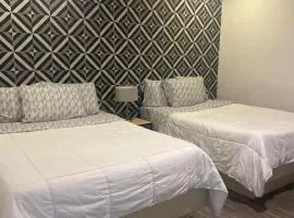 LÁZARO D primer piso