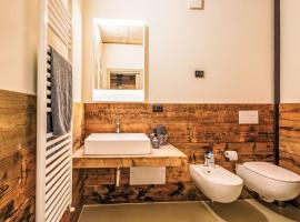 Chalet Casa Ulme' by Interhome โรงแรมในBuglio in Monte